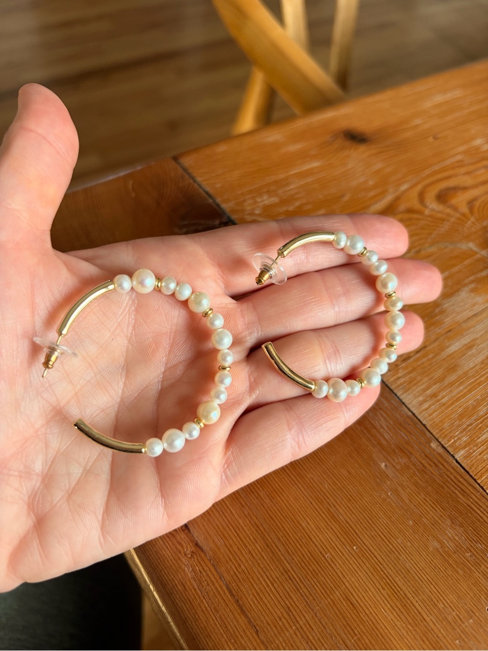 Kendra Scott Pearl and Gold Hoop Earrings
